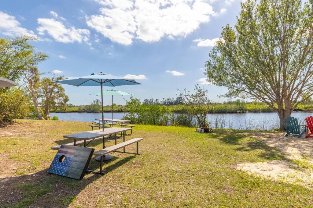 Beautiful Waterfront 1 Bedroom #4 プンタ・ゴーダ エクステリア 写真